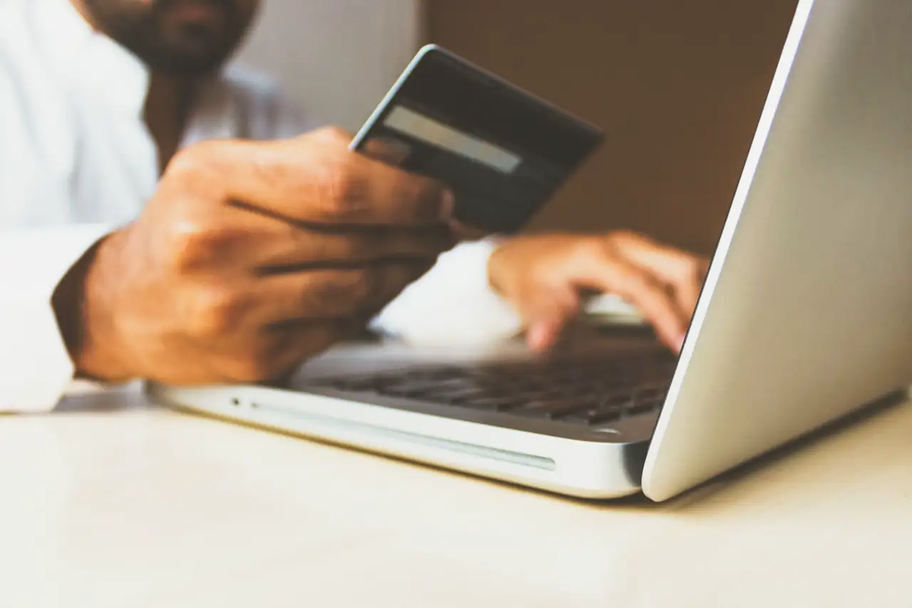 Why Modern Businesses Are Switching to Smarter Banking